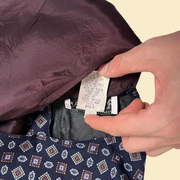 Vintage 70s vest, R.J. Stevens 1970s double breasted blue abstract pattered vest - Picture 5 of 6